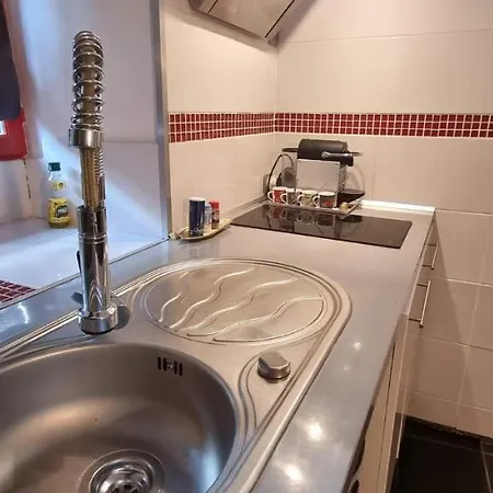 Gîte - Et à côté coule une rivière Josselin Exterior foto