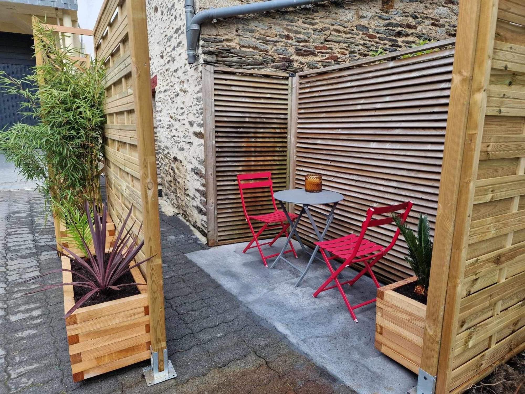 Maisonnette- Et A Cote Coule Riviere Holiday home Josselin